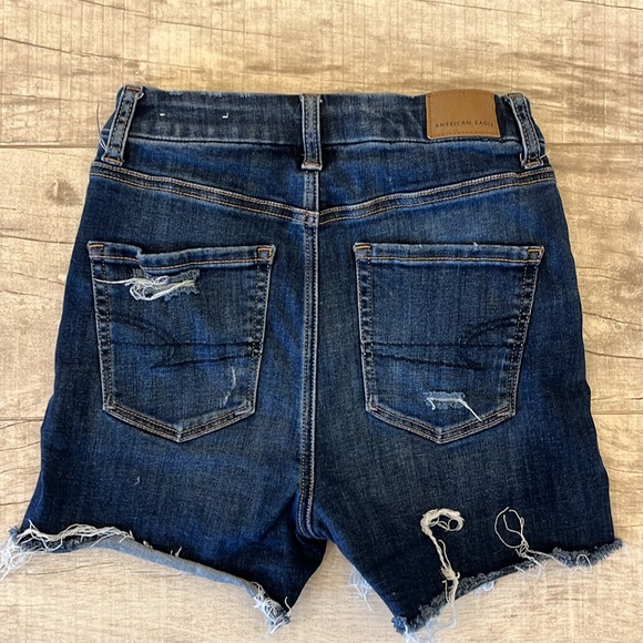 American Eagle Women’s Shorts‎ Next Level Stretch Curvy Hi-Rise Shortie Size 0 - Picture 4 of 8